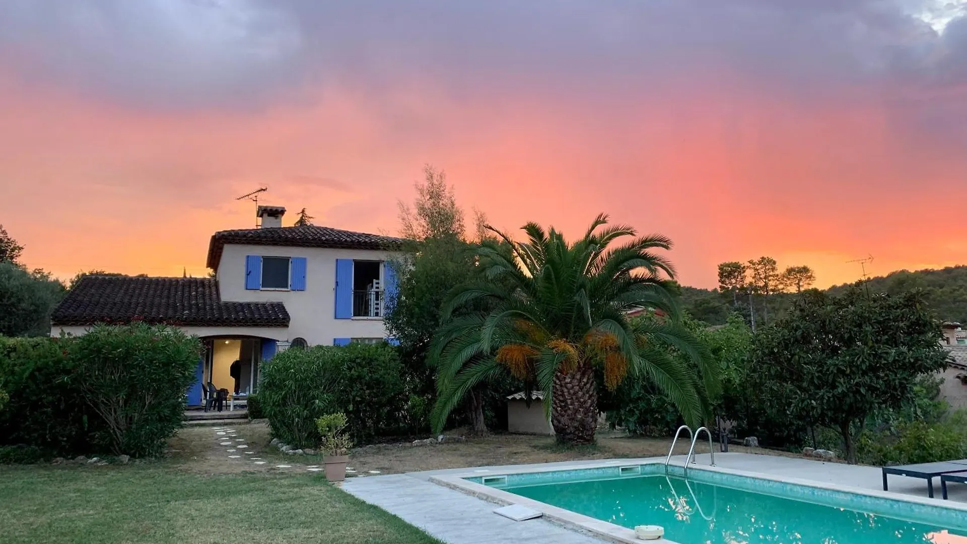 Studio Independant Neuf Avec Piscine Et Jardin Roquefort-les-Pins France